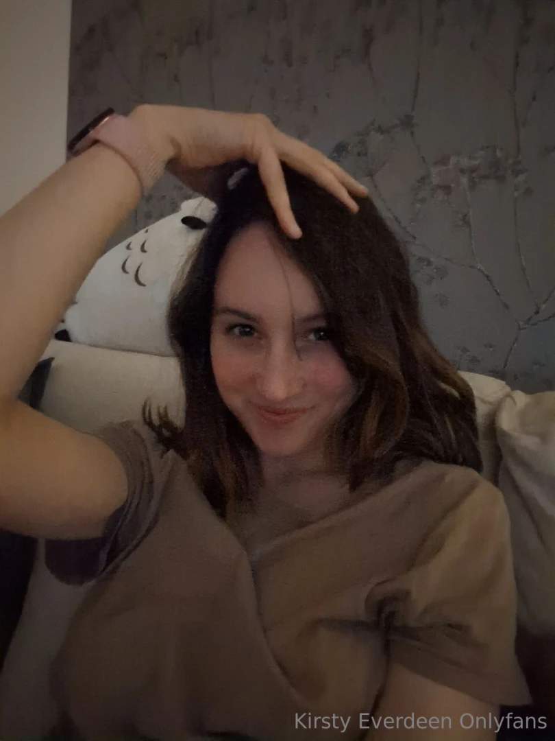 Wanna have a slumber party with me and iggly 3 part 1 