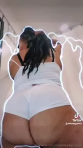 Just warming this pussy up for you daddy