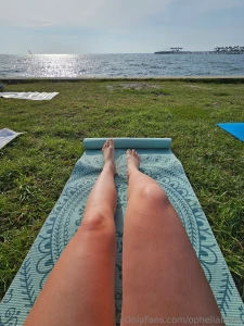 A little morning yoga in the park to start my day finished my practice part 1