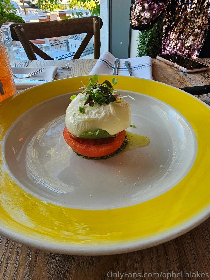 A little italian cuisine really hits the spot sometimes i had such 