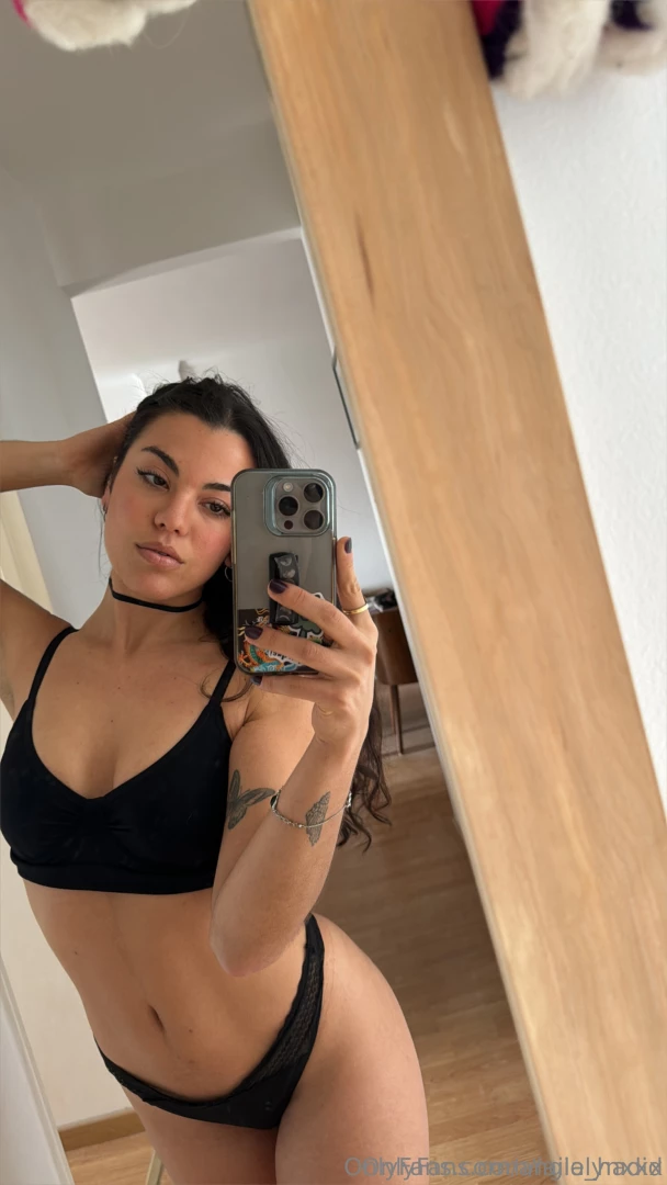 My palestinian friend laila_hadid just started onlyfans 3 days ago she part 5 