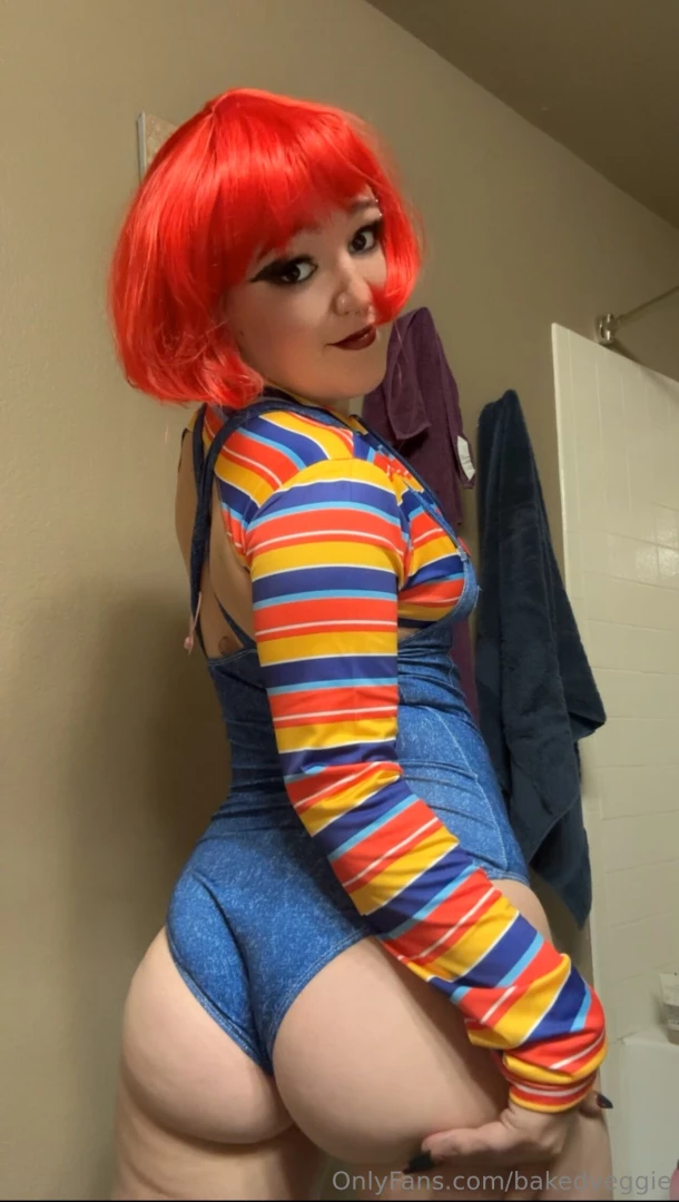 Should i film a video in this outfit fake knife 