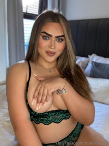 Would you let me give you a titty job and film it ps - i m really good