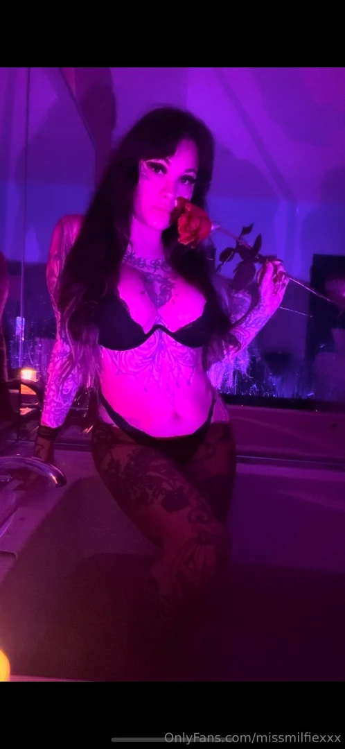 Happy women s day to me sorry i haven t been feeling myself lately idk 