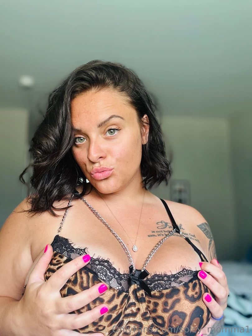 Go see the uncensored photo on my extra spicy page part 1 