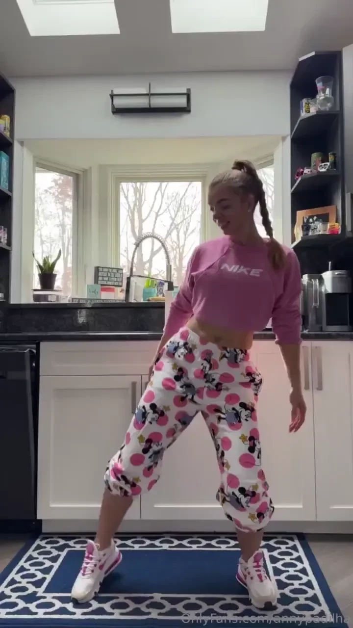 Anny4lovers as pink as one can be 