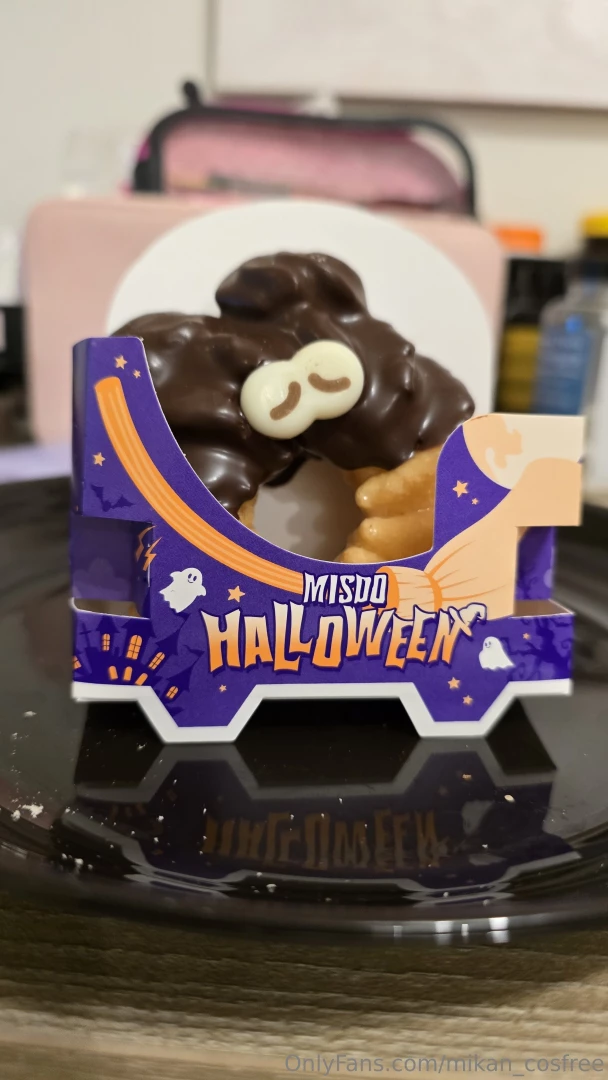 Almost halloween running a special sale for new subscribers for a 