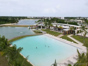 It was -22 c today where i live f uck that so i booked a brief airbnb