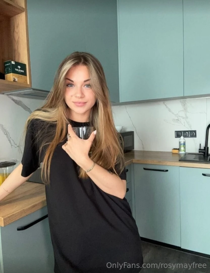 Cutie grace_luna loves getting her little pussy kneaded this angel part 26 