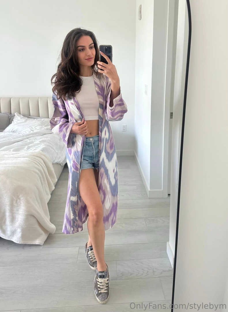 Then shopping in my closet more and found this cute little kimono 