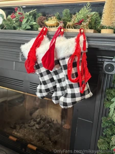 The stockings were hung by the chimney with care part 1