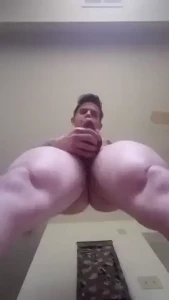 Anyone into vore fetish its kind of like lil person and giant stuff