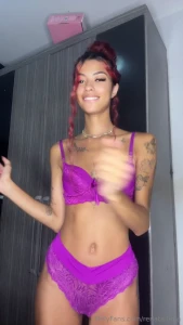 I bite harder than i love