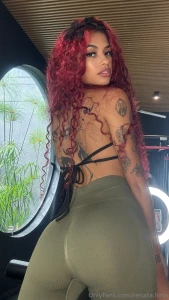 Too glam to give a damn part 161