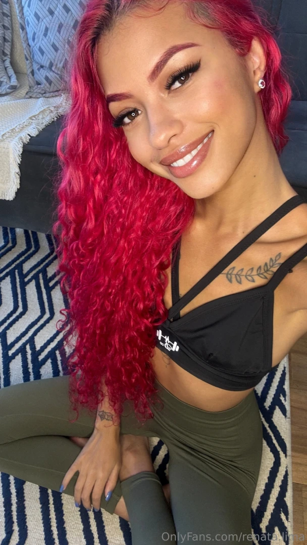 Kiss me in the graveyard 