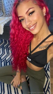 Kiss me in the graveyard