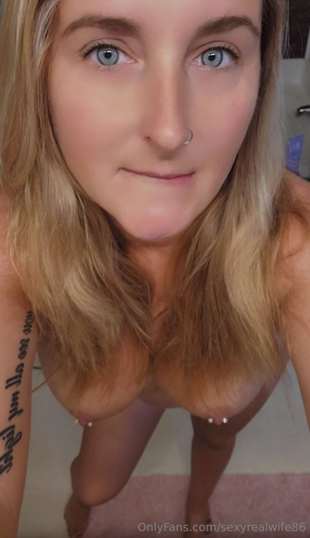 So it s been a busy week but didn t want yall to forget about me 