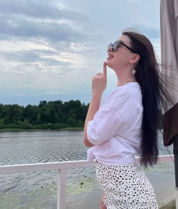 My sleep is totally messed up no light at home for hours so i sleep