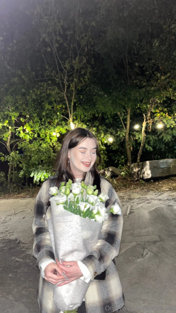 A bouquet of flowers is a simple but surprisingly powerful source of 