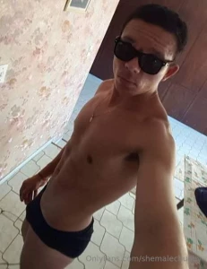 Garoto brasileiro estou ativo 24 7 chamadas fotos e v deos