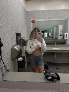 Question for my booty lovers which one would make u break a sweat