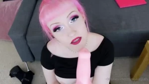 Subordinate employee punishment you will pay attention or suffer the