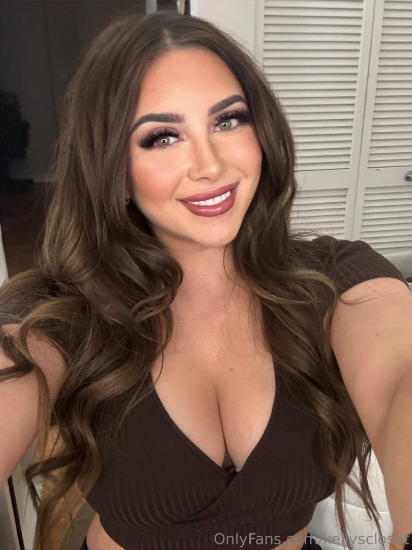 Cute enough to stop traffic 