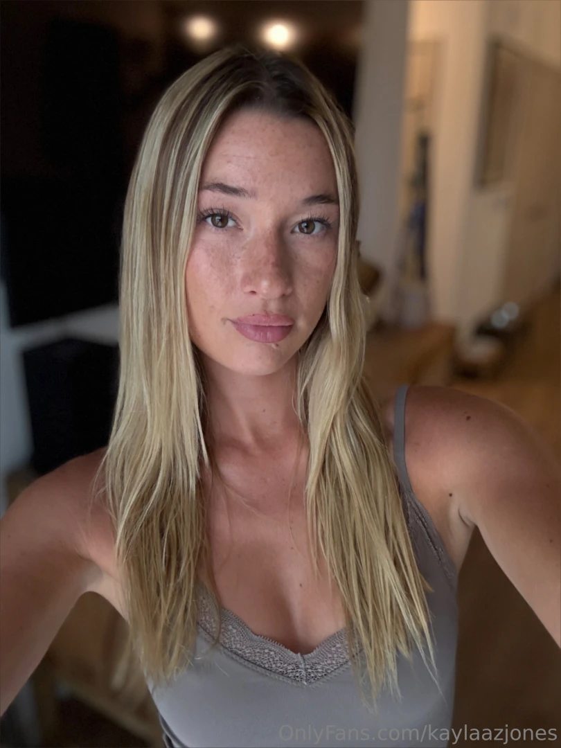 Serving face and stealing hearts 