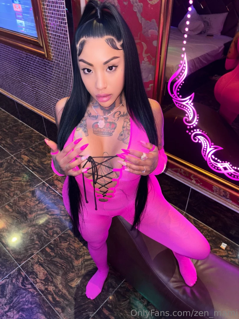 Time to get nasty dm me 