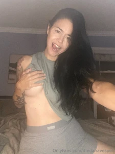 I woke up very horny today wish you could help me
