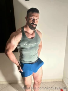 First series of a bulging and naked pics and vids done in part 3