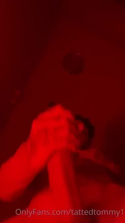 Late night cum showers 