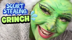 Squirt stealing grinch it s clownmas and santa clown is relieving a