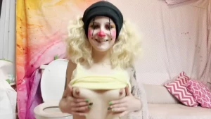 Clowngirl cum desperation 16 mins ever wondered how clowns warm