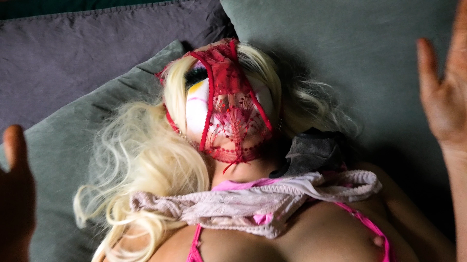 Just another day at the honkers hq just posted a lil behind the scenes 