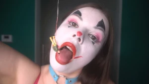 Free for clown-club subscribers clowngirl giantess sensually eats you