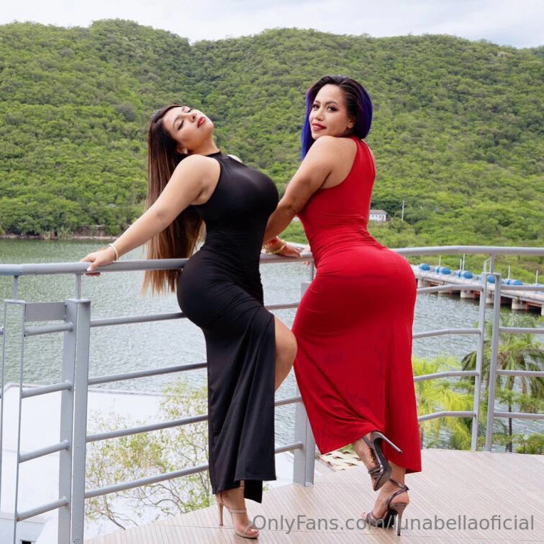 Ya disponible el set con giovannaloredo p delo en privado 