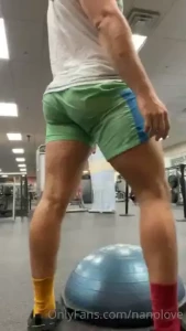 Booty legs workout try it at the gym if you wanna get your booty part 5
