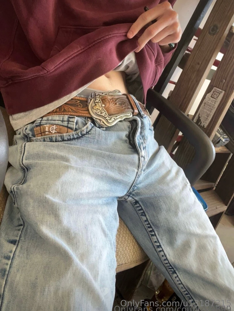 Go check out my buddy https onlyfans com country9899 he s got some 