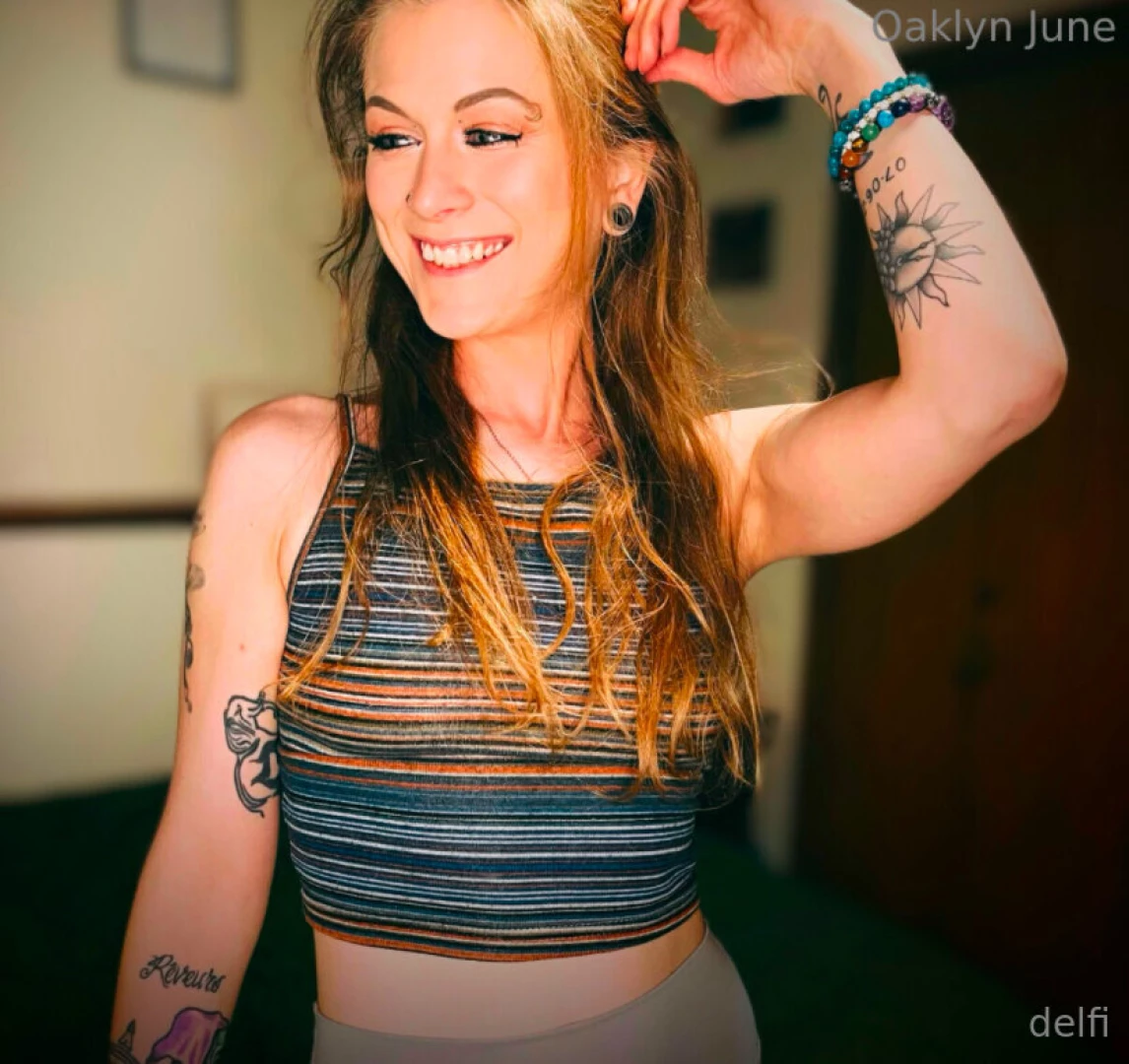 Oakjune sexting video chats customs no agency you re only talking to part 1 