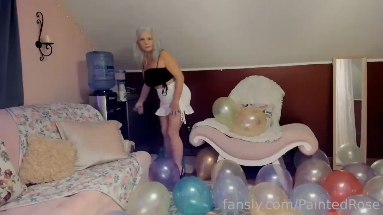 Popping one off balloon party game joi - rosie comes in and starts to 