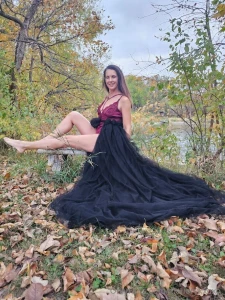 These legs are for you to kiss