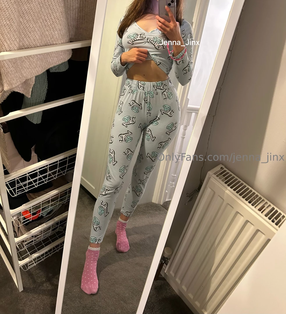 What s everyone been up to lately i had a pyjama party with my friends 