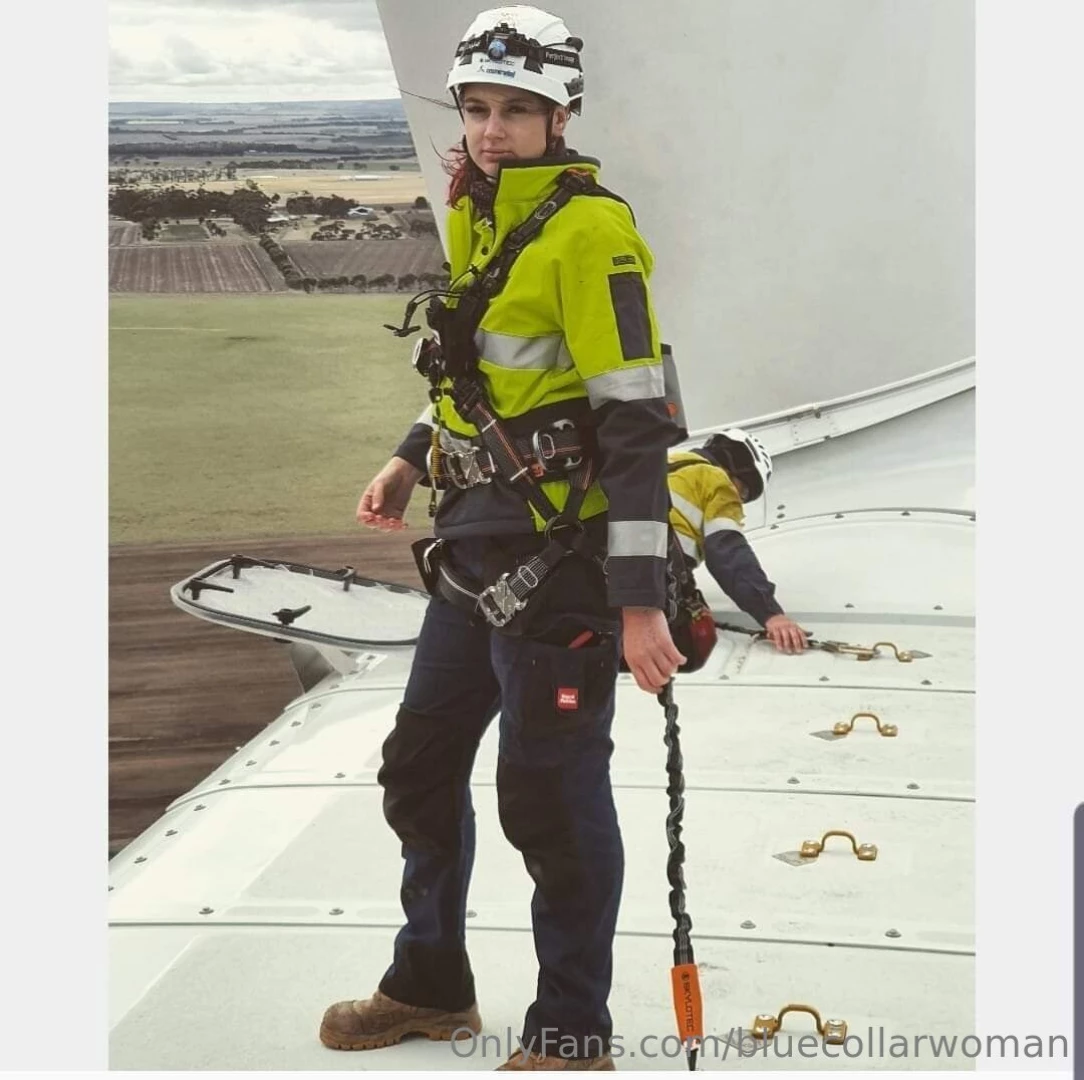 It s workwear wednesday swipe to see why i call myself bluecollarwoman 