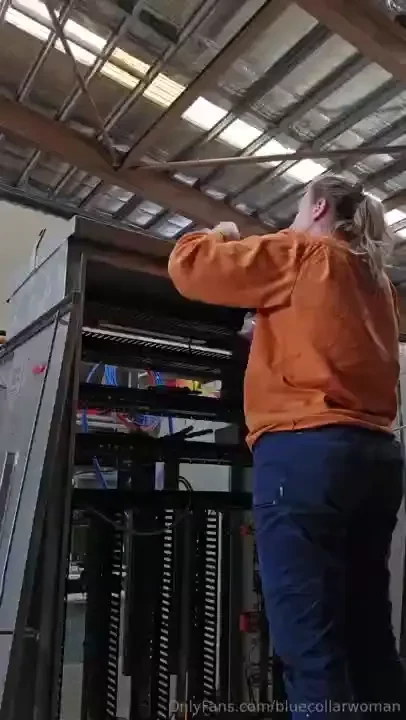 Workwear wednesday swipe to see why i call myself bluecollarwoman x part 1 