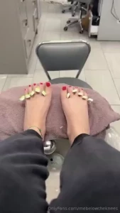 Love treating myself to a nice pedicure do you guys like the color i