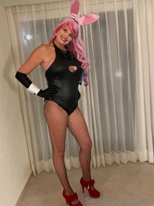 Mini photo shoot for a sexy dress up party at desire pearl in mexico part 2