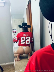 Front or back part 1757