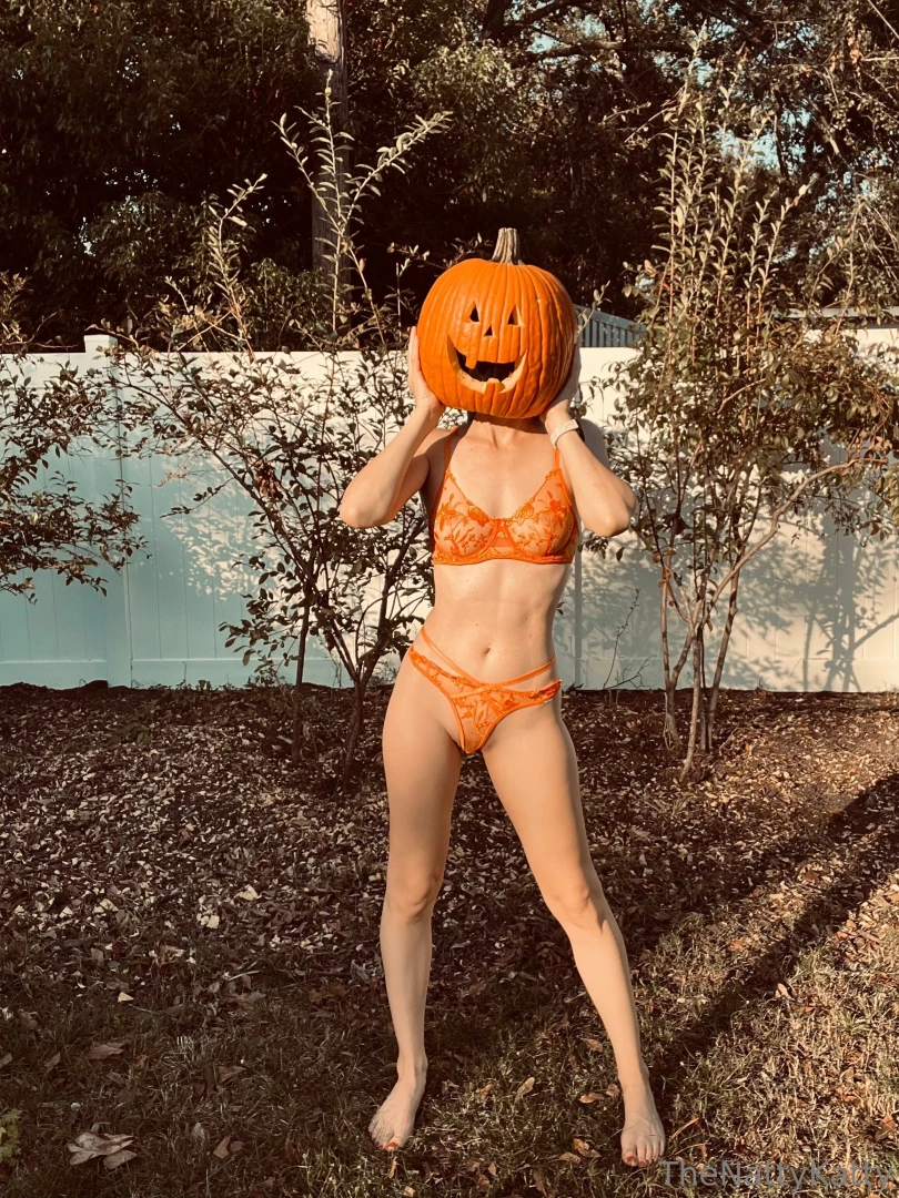 Happy halloween part 1023 