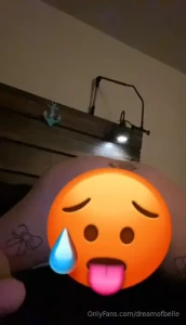 Wanna see this ass shake baby dm me to get the face removed
